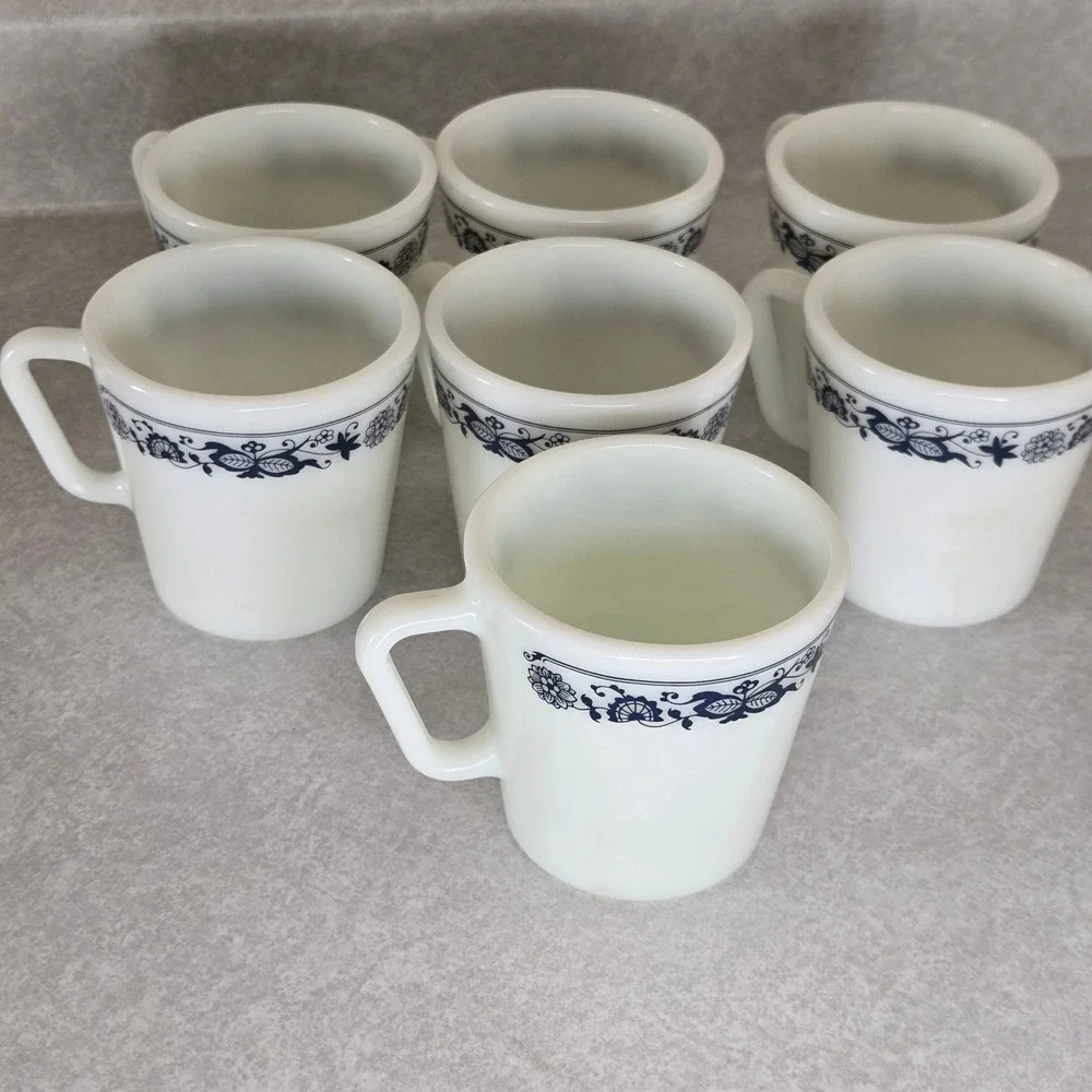 Vintage Pyrex Mugs‎ Set of 7White Blue Floral Band Coffee Tea Cups 1410 300 ml - Picture 6 of 6